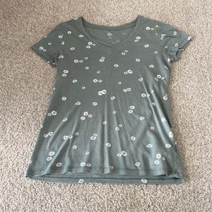 Gap daisy short sleeve